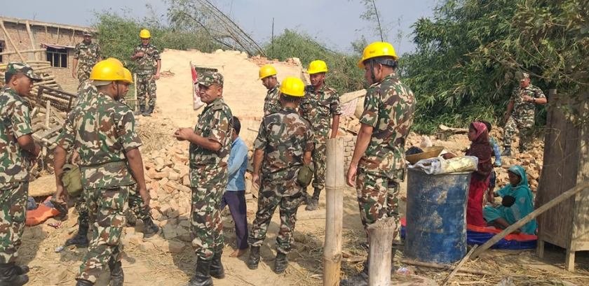 सेनाले अस्थायी टहरा निर्माण थाल्यो