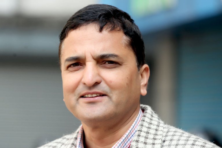 विकास बजेट खर्च गर्ने स्थानीय तहलाई पुरस्कार : योगेश भट्टराई