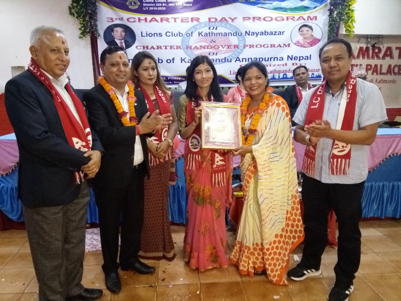 लायन्स क्लव अफ काठमाडौद्वारा सबिता उप्रेती सम्मानित