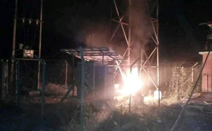 एक दर्जन बढी जिल्लाका एनसेल टावरमा विष्फोट र आगजनी