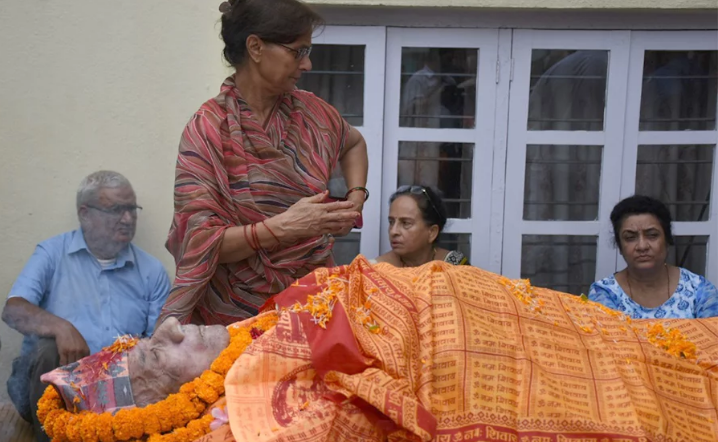 राष्ट्रिय सम्मानका साथ मदनमणि दीक्षितको अन्त्येष्टि गरिने