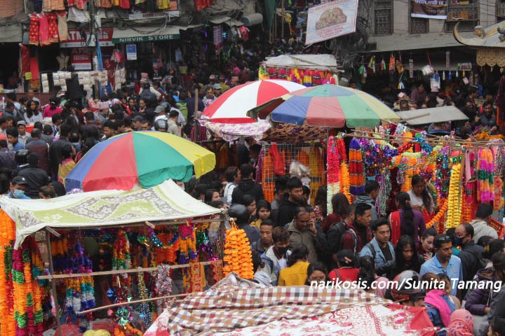 काठमाण्डौंको असन बजारमा तिहारको रौनक सुरु (हेर्नुहोस्  तस्विरमा)
