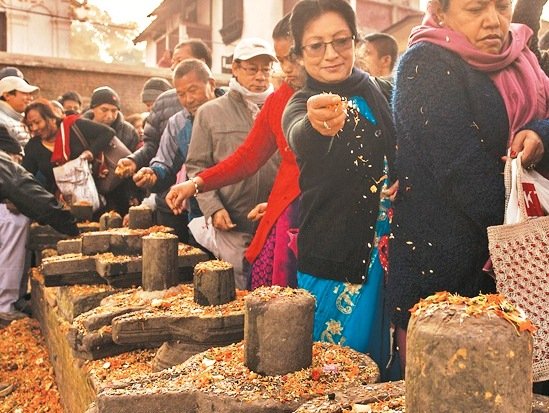 दिवंगत आफन्तको सम्झनामा छरिएको शतबीज उठाउन शुरु