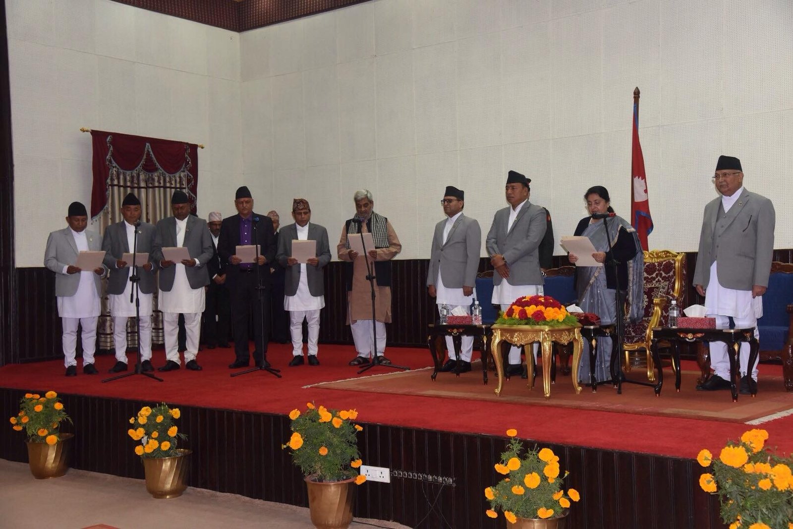 छ मन्त्री र तीन राज्य मन्त्रीले लिए सपथ