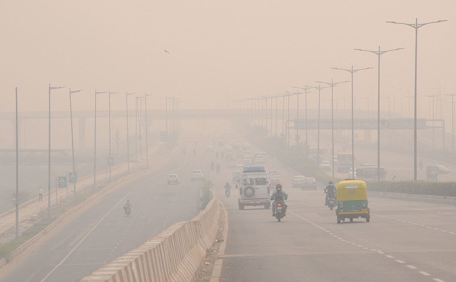 दिल्लीको धुलोले तराई प्रदूषित, काठमाडौँ नभित्रिने