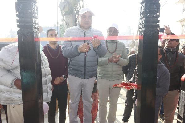 सोमतिर्थ मन्दिर प्रवेशद्धारमा निर्माण गरिएको ऐतिहासिक फाल्चाको उद्घाटन